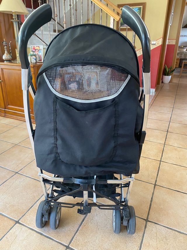 Silla de paseo I'coo pluto con plástico de lluvia