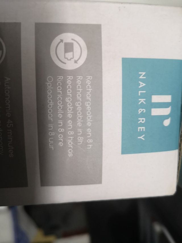 cortapelos y barba a estrenar