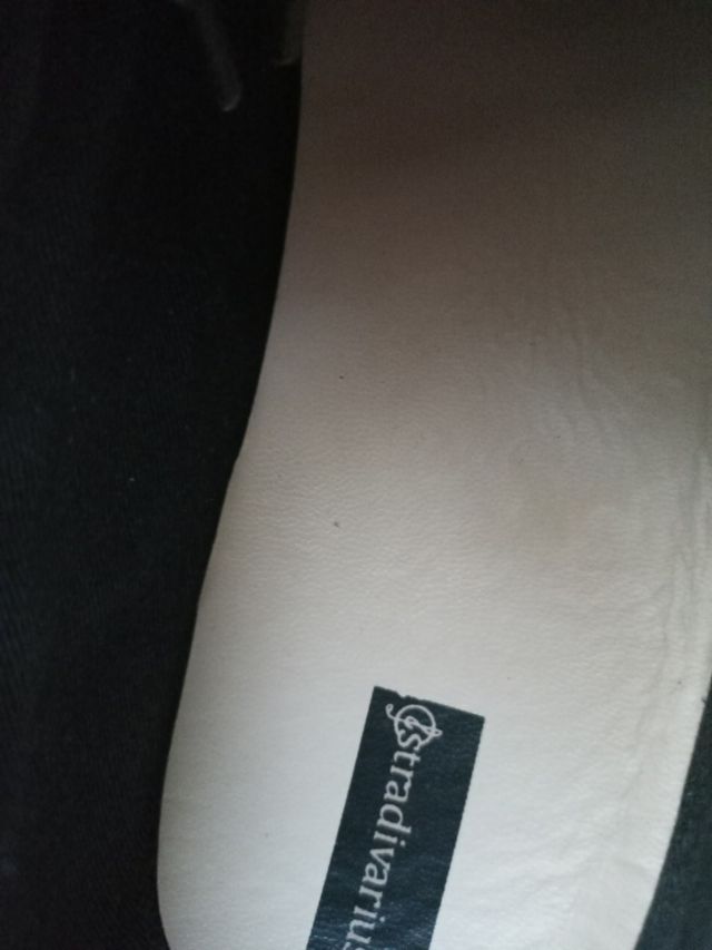 deportivas Stradivarius número 39