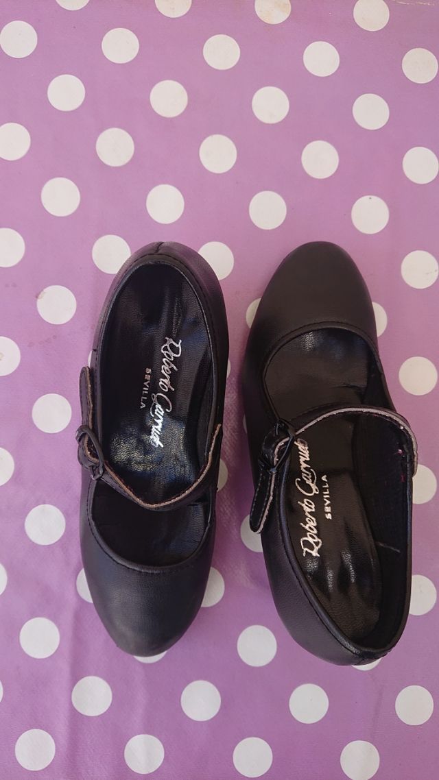Zapatos flamenca talla 27