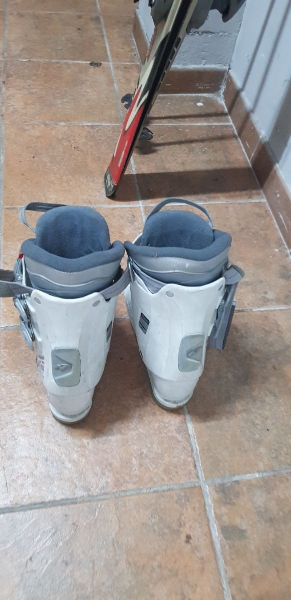 Esquis salomón y botas