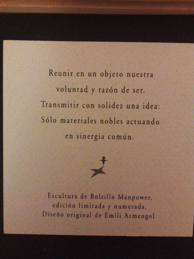 ESCULTURA DE BOLSILLO DE EMILI ARMENGOL ABRIL.