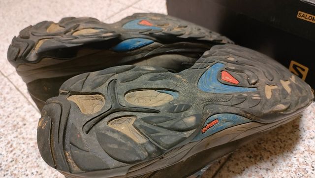 Botas montaña Salomon