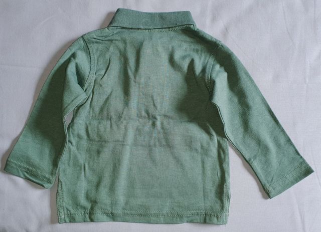 Polo verde oscuro de 3-6 meses