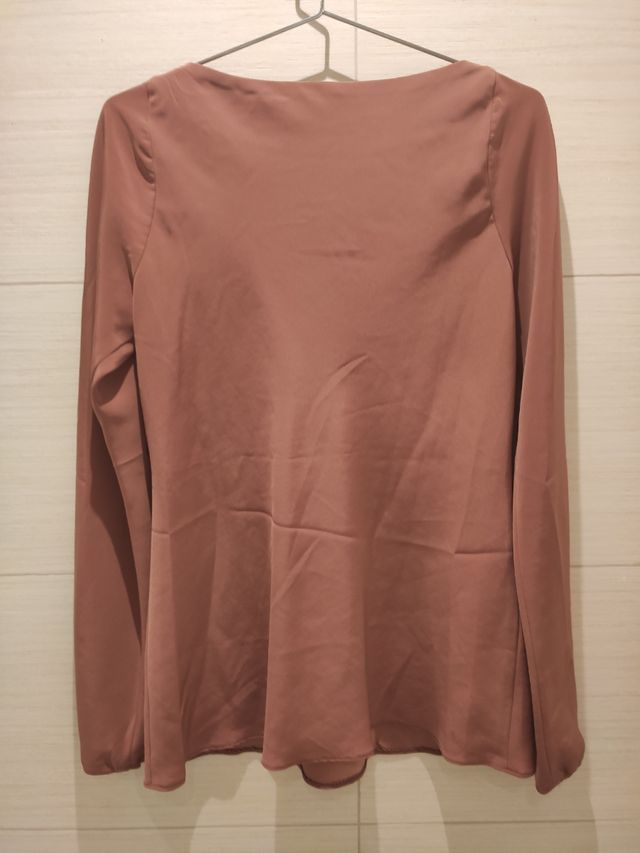 Blusa color melocotón talla M