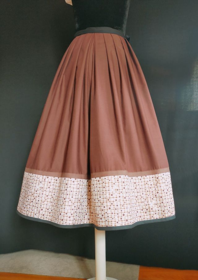 Vestido de baserritarra. Adulto.