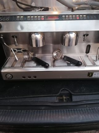Cafetera para hosteleria de segunda mano en Jaén en WALLAPOP