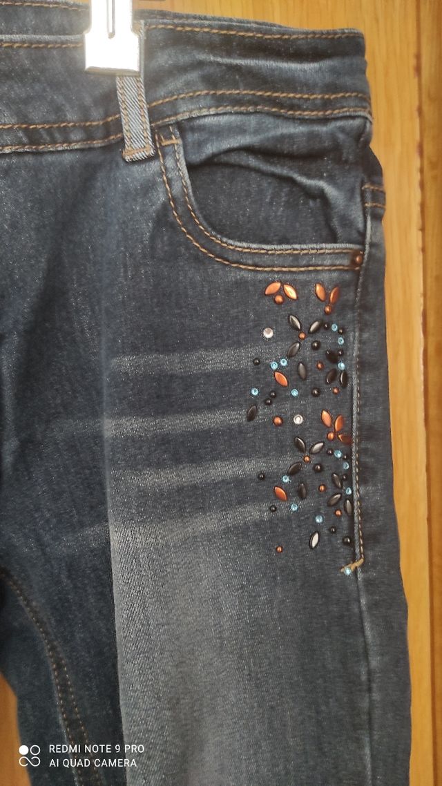 Pantalón vaquero niña, SIN ESTRENAR. talla 12 años