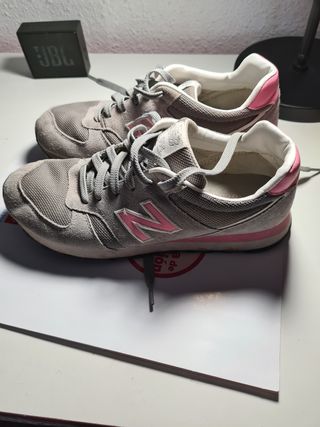 New balance de segunda mano por 10 EUR en San Sebastián de Los Reyes en  WALLAPOP