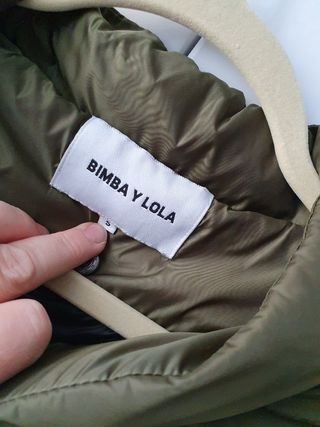 Plumifero Bimba y Lola de segunda mano por 55 EUR en Pamplona en WALLAPOP
