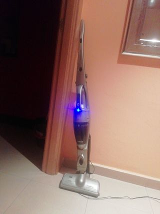 ASPIRADOR UFESA ESCOBA AE-4414