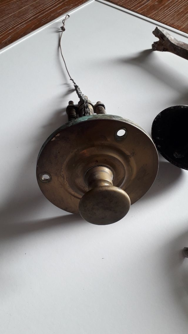 llamador de bronce siglo XIX