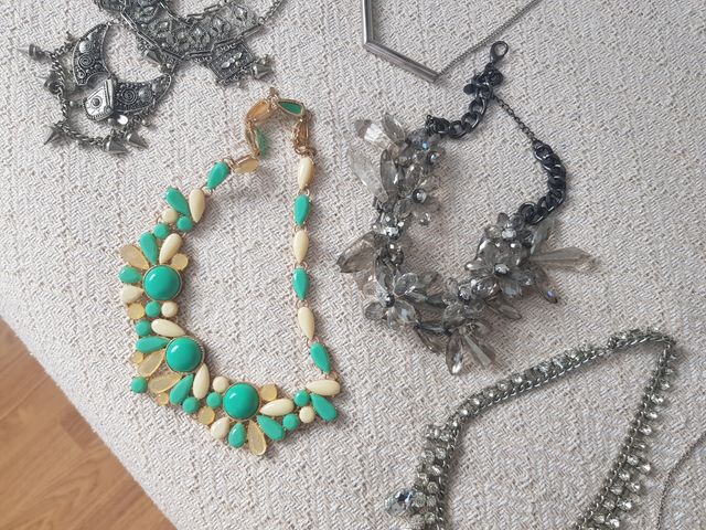 Collares bisuteria. 4e/u