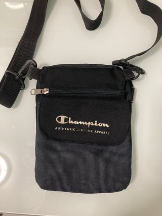 Bandolera hombre Champion de segunda mano por 10 EUR en Vigo en WALLAPOP