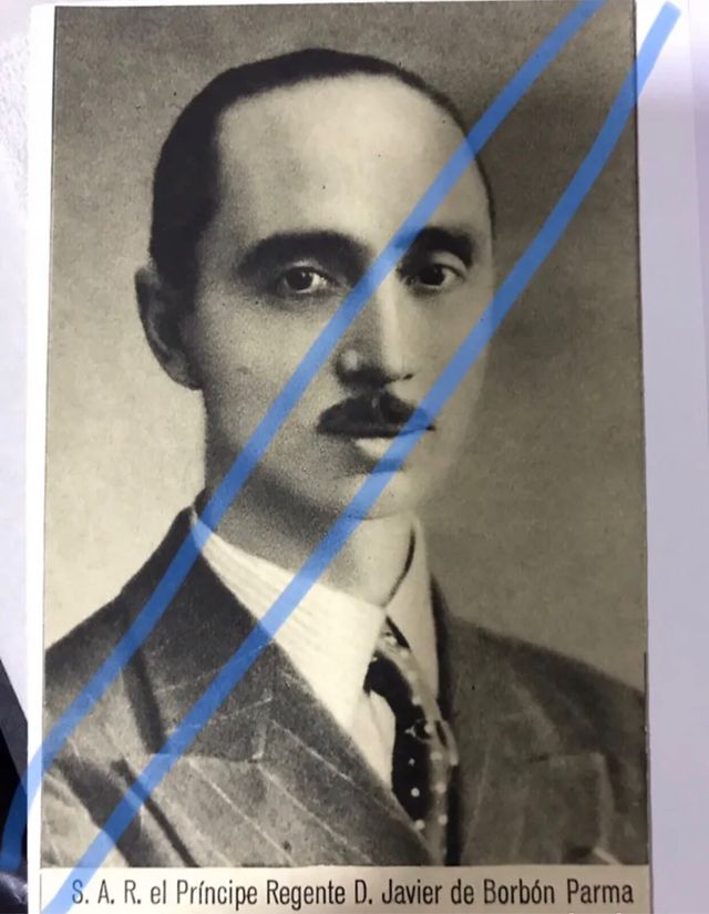 FOTOGRAFIE: Carlist Regent D. Javier Borbón Parma