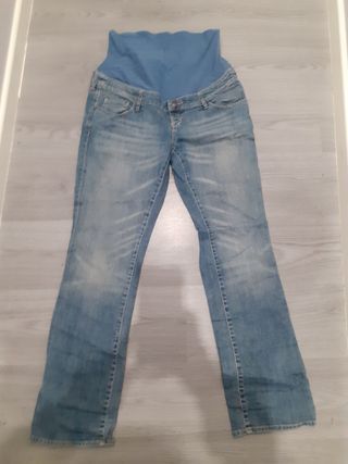 Pantalón vaquero premama H\u0026amp;M de segunda mano por 10 EUR en A Coruña en  WALLAPOP