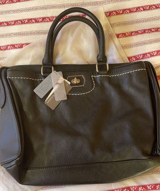 Bolso para portatil Parfois de segunda mano por 20 EUR en León en WALLAPOP