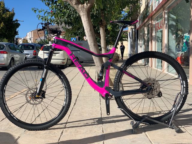 BICICLETA HEAD ADAPT EDGE CARBONO 29” NEGRO/ROSA de segunda mano