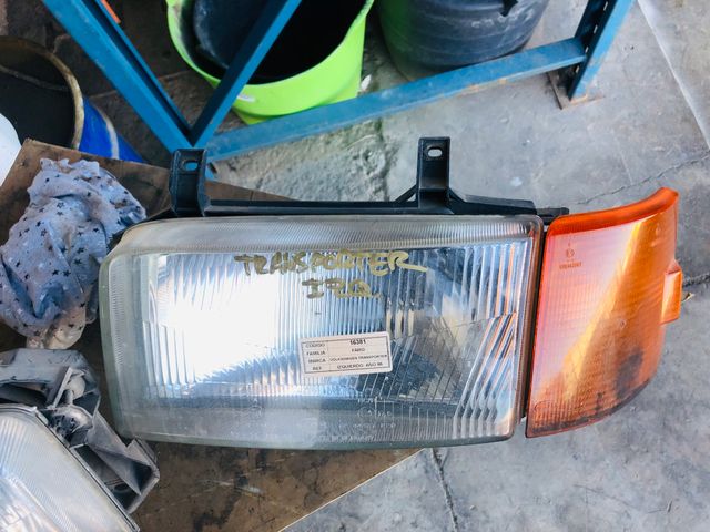 FARO VOLKSWAGEN TRANSPORTER T4