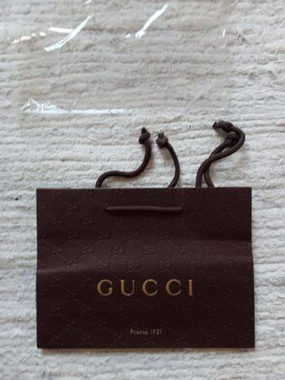 Bolsa papel gucci de segunda mano por 5 EUR en Rótova en WALLAPOP