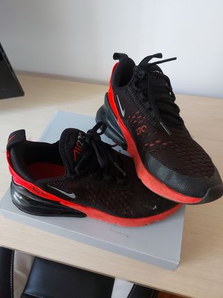 Zapatillas 270 nike air de segunda mano por 40 EUR en Eskoriatza en WALLAPOP