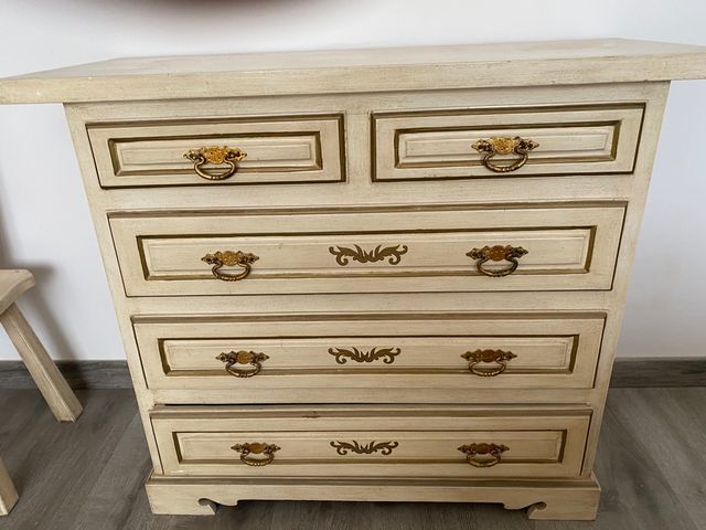 Conjunto muebles clásicos  dormitorio individual