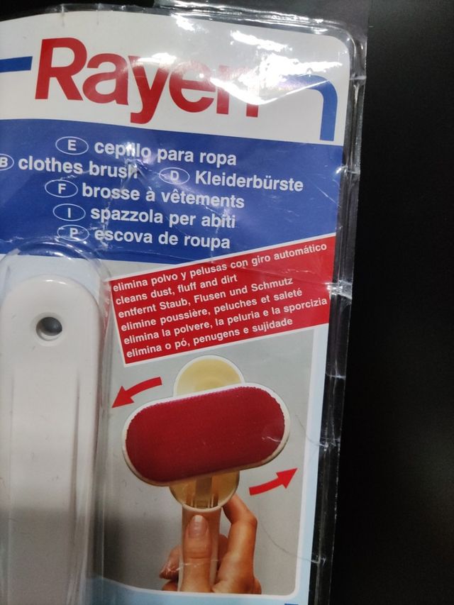 Cepillo para la ropa