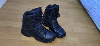 Botas Adidas GSG9-2 Talla 38 de segunda mano por 39 EUR en Portonovo en  WALLAPOP