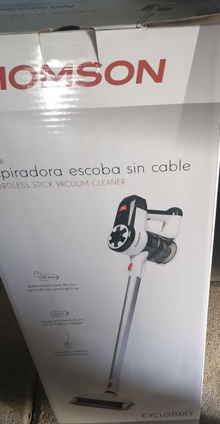 Aspiradora escoba THOMSON de segunda mano por 68 EUR en Las Rozas de Madrid  en WALLAPOP