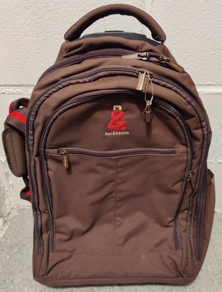 Maleta fun\u0026amp;basics, sin usar de segunda mano por 20 EUR en Torrejón de  Ardoz en WALLAPOP