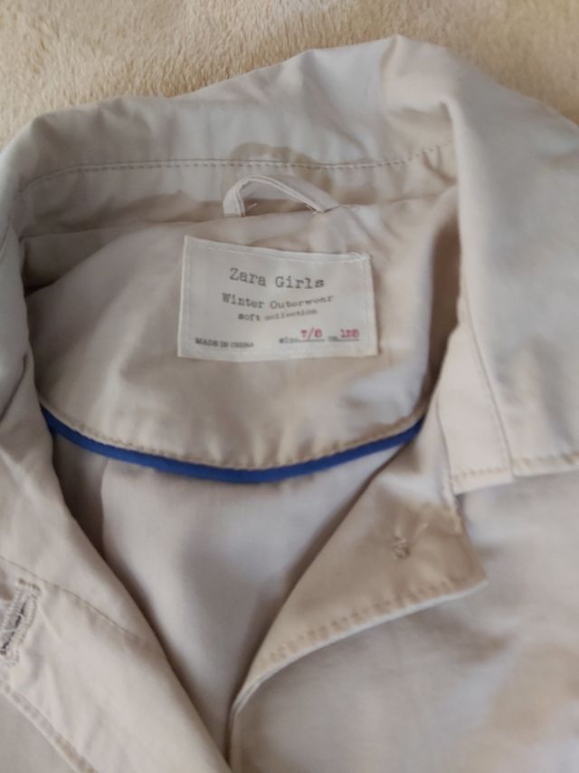 Gabardina Zara niña talla 7-8