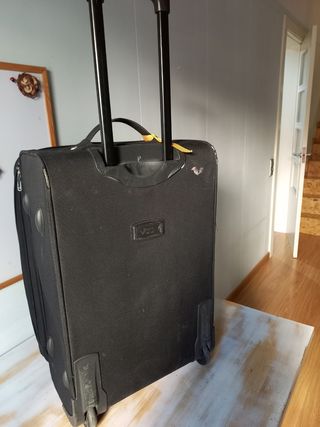 Maleta cabina VAGG extensible de segunda mano por 15 EUR en Barcelona en  WALLAPOP