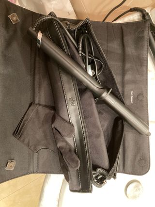 RIZADOR GHD CURVE® CLASSIC WAVE + NECESER TERMICO de segunda mano por 170  EUR en León en WALLAPOP