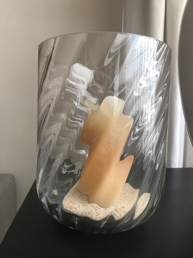 Jarrón florero o portavelas para decoración.