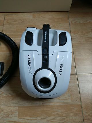 Aspirador Taurus de segunda mano en Málaga en WALLAPOP