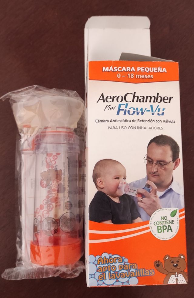 Máscara pequeña para usar con inhaladores