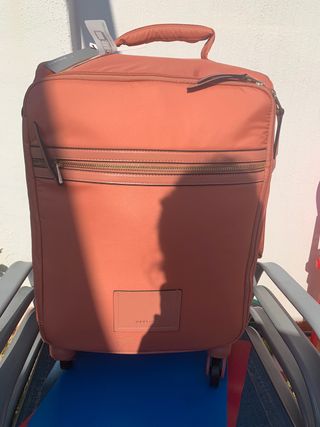 Maleta 4 ruedas PARFOIS A ESTRENAR de segunda mano por 55 EUR en Alhama de  Murcia en WALLAPOP