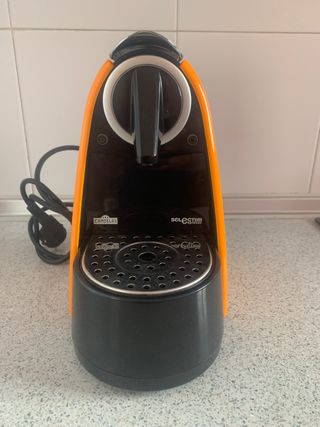 Cafetera eléctrica de segunda mano por 25 EUR en Torremolinos en WALLAPOP