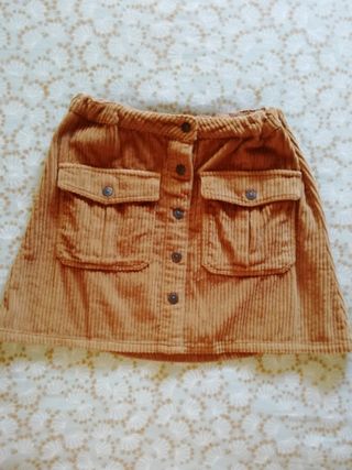 Los 4 “must” en faldas de niña que puedes encontrar en Zara kids - CharHadas