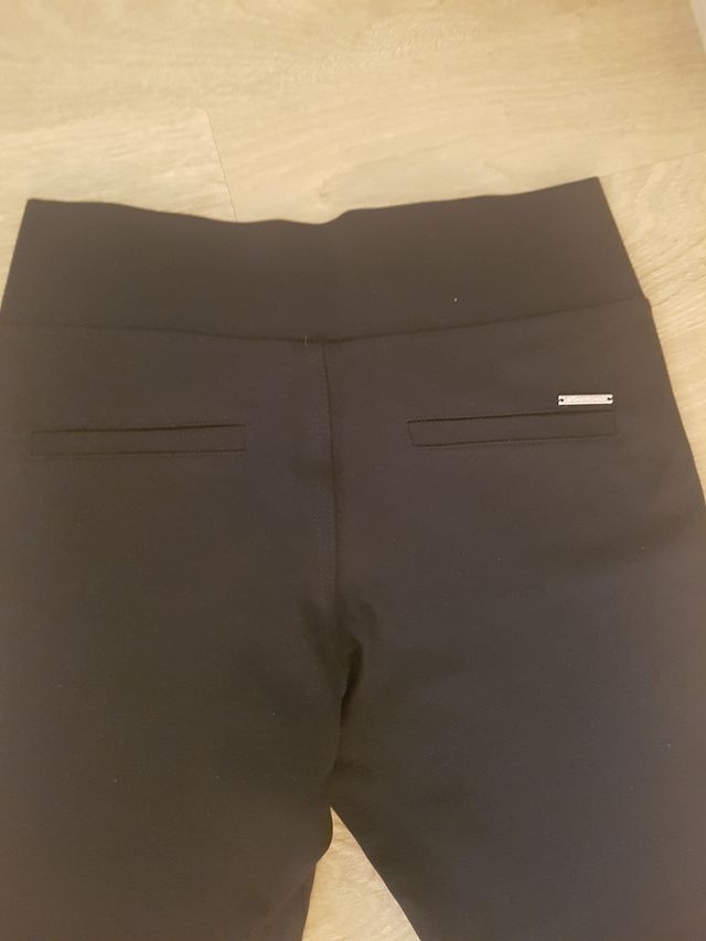 Pantalon malla Stradivarius