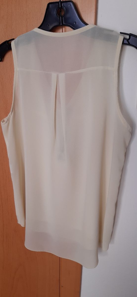 Blusa T.M amarilla sin mangas