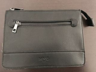 Bolso de mano hombre MANGO de segunda mano por 20 EUR en Las Gabias en  WALLAPOP