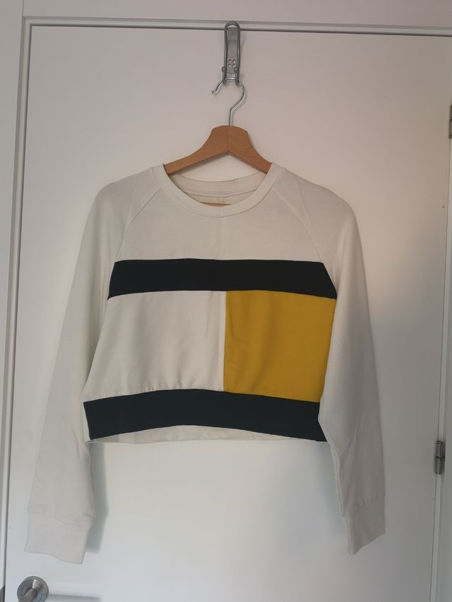 Sudadera blanca recuadros