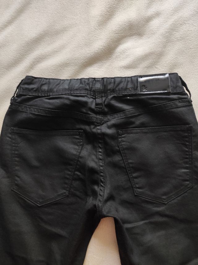 Pantalón tipo SKINNY, talla 11-12 años