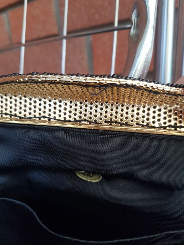 pochette elegante nera