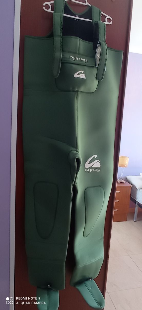 Traje seco pesca nuevo