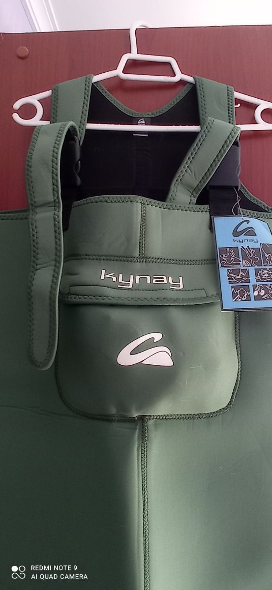 Traje seco pesca nuevo