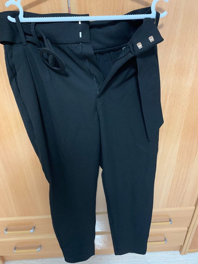 Pantalon pinzas Zara