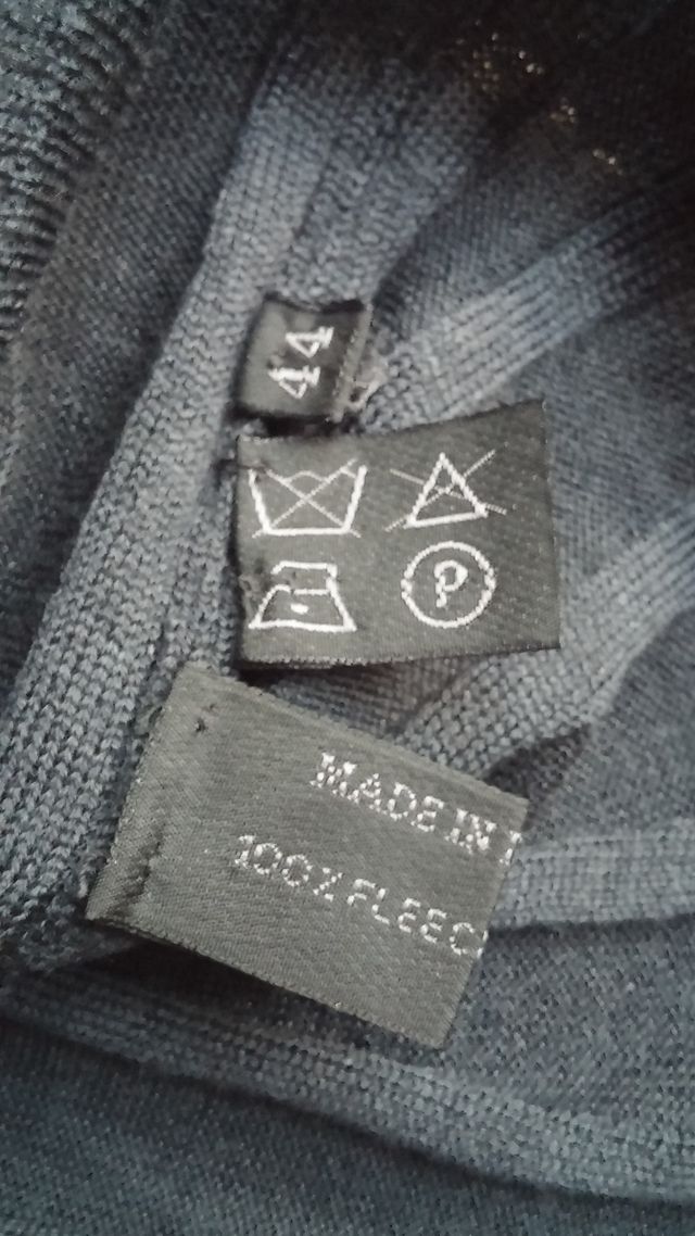 PRADA MAGLIA DI LANA A COSTE NUOVA