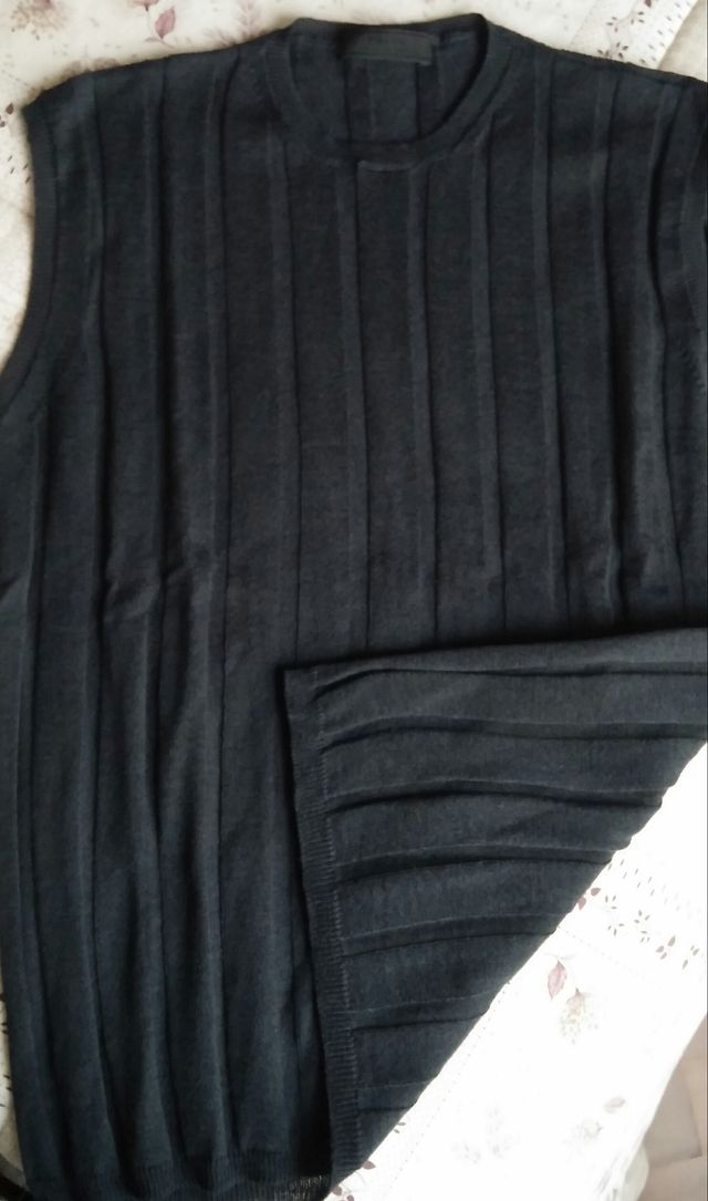 PRADA MAGLIA DI LANA A COSTE NUOVA